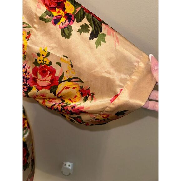 Women's Pink Floral Kimono Robe with Belt One Size - Picture 3 of 7